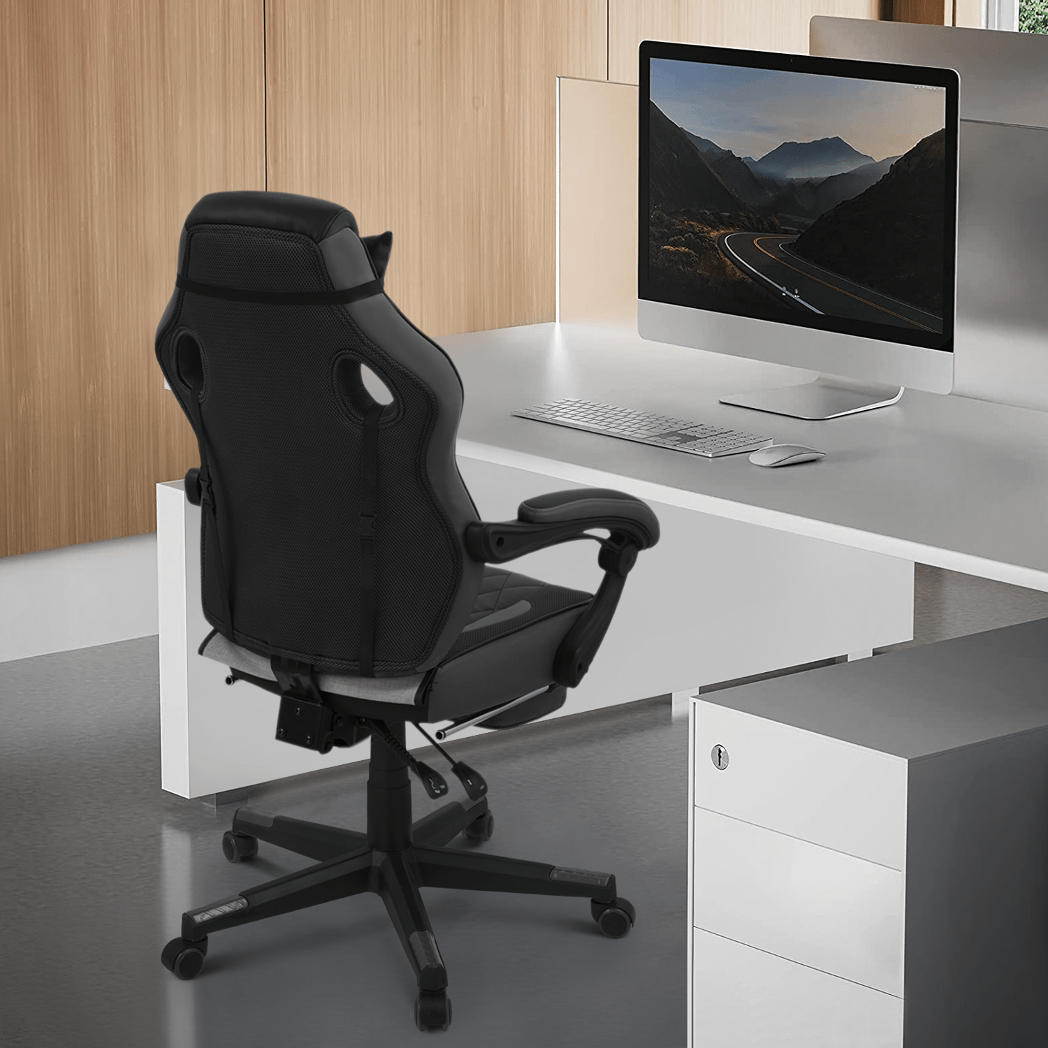 Ergonomic Gaming Chair with Retractable Footrest & Detachable Lumbar Support 360